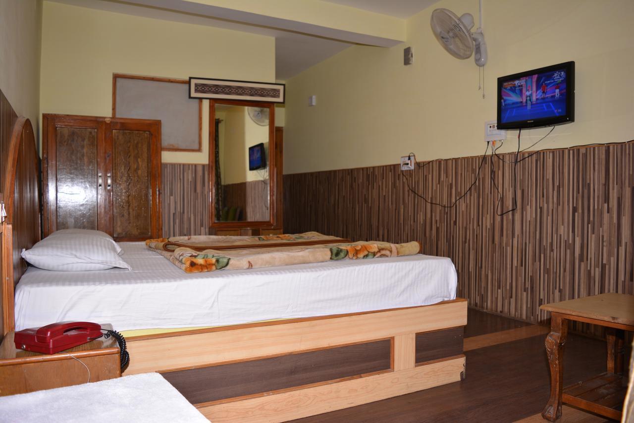 Hotel Tashila Manali  Ngoại thất bức ảnh