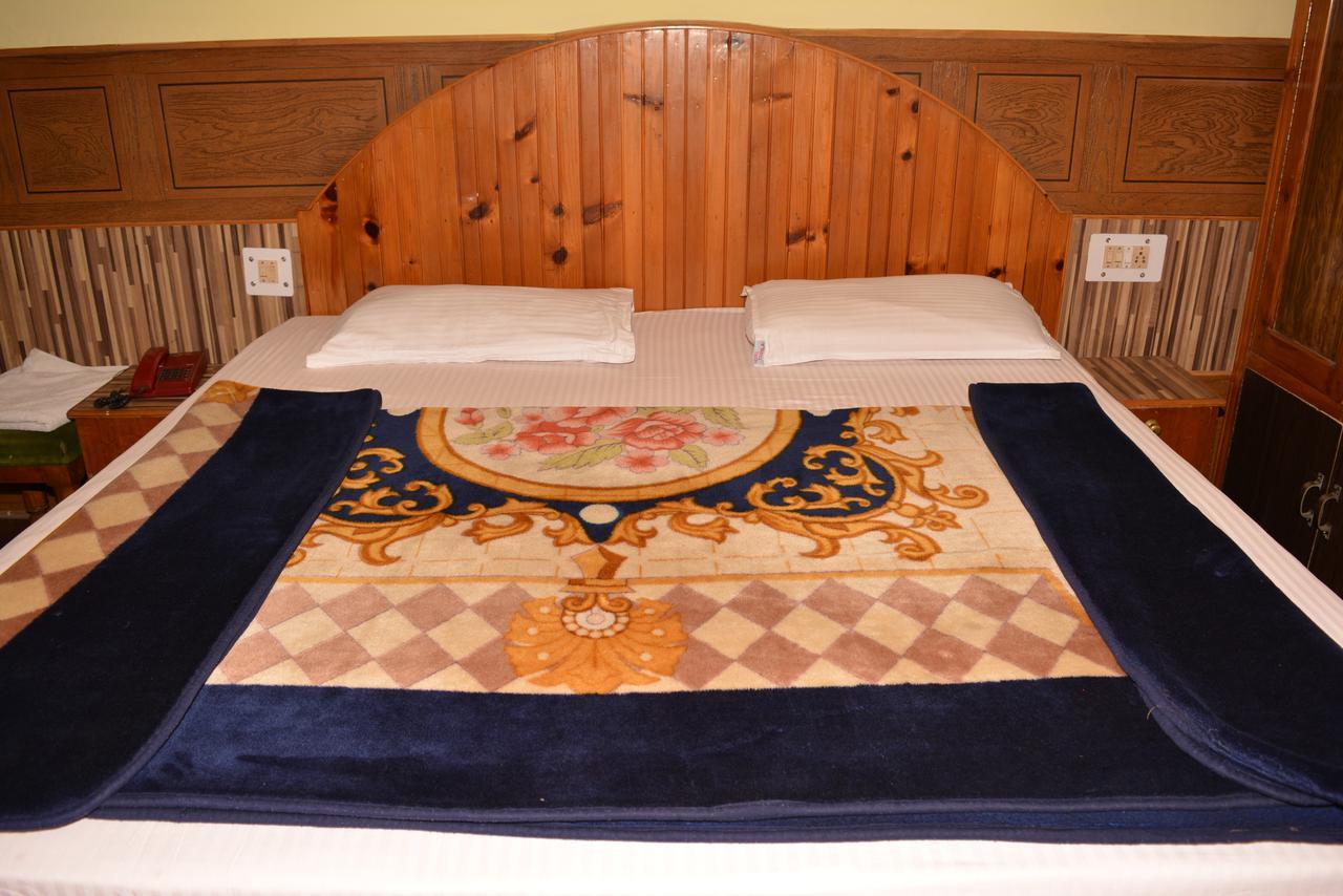 Hotel Tashila Manali  Ngoại thất bức ảnh