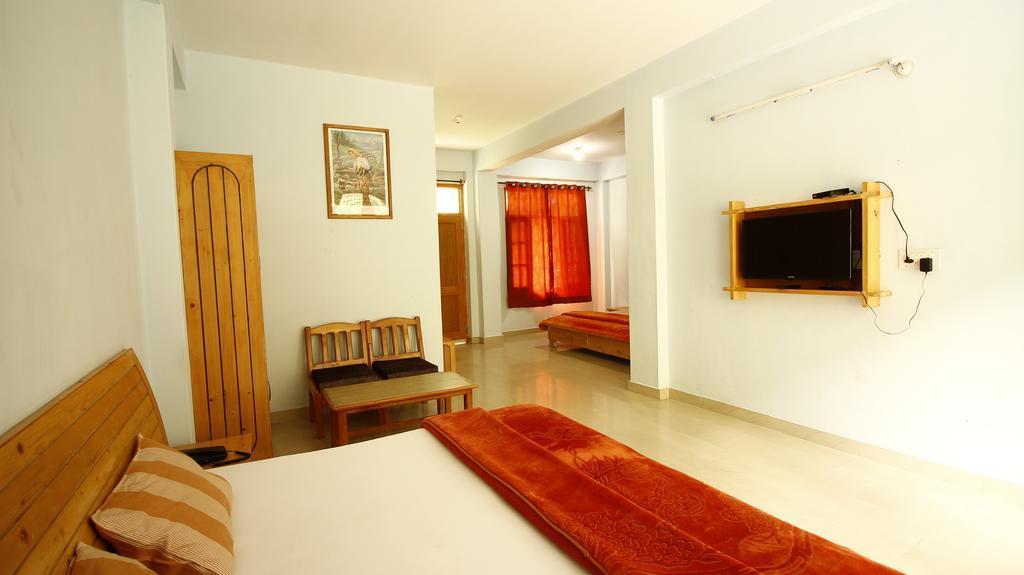 Hotel Tashila Manali  Ngoại thất bức ảnh