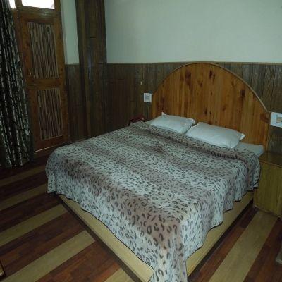 Hotel Tashila Manali  Ngoại thất bức ảnh
